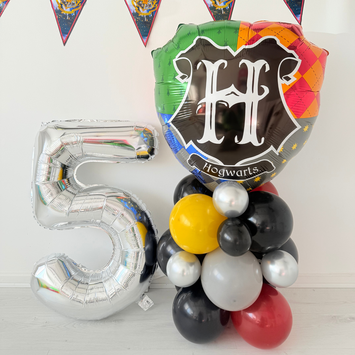 Personalised Harry Potter hogwarts movie Balloon bouquet stand display