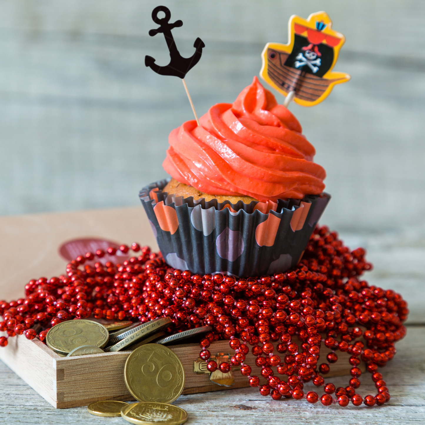 16-pack Pirate themed happy birthday cup cake toppers