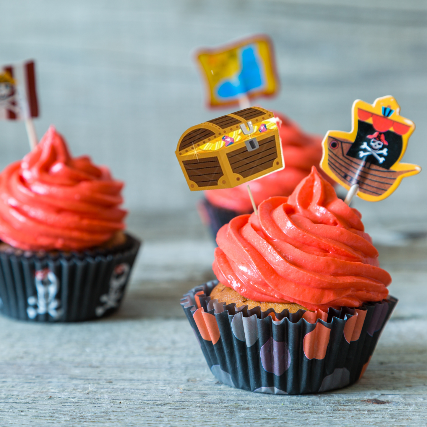 16-pack Pirate themed happy birthday cup cake toppers