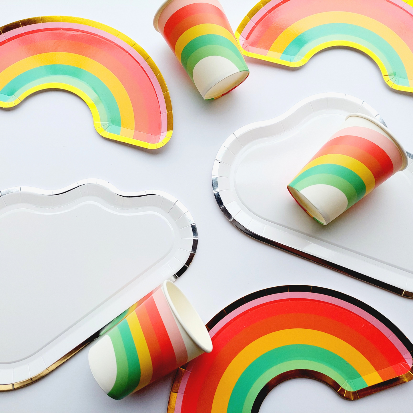 8-pack Rainbow and cloud party disposable paper tableware kit