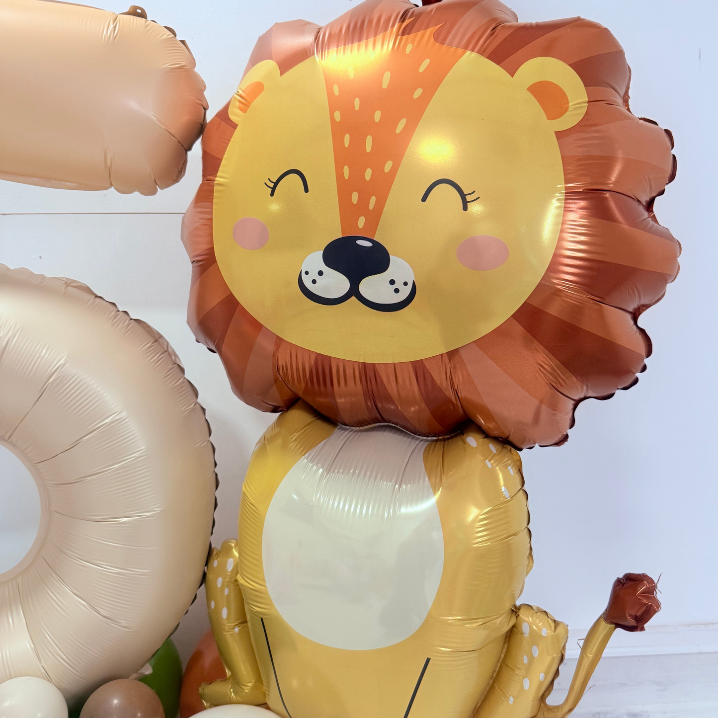 Personalised Girls boys children zoo animal lion big jungle safari balloon stack sculpture bouquet display with 40inch number