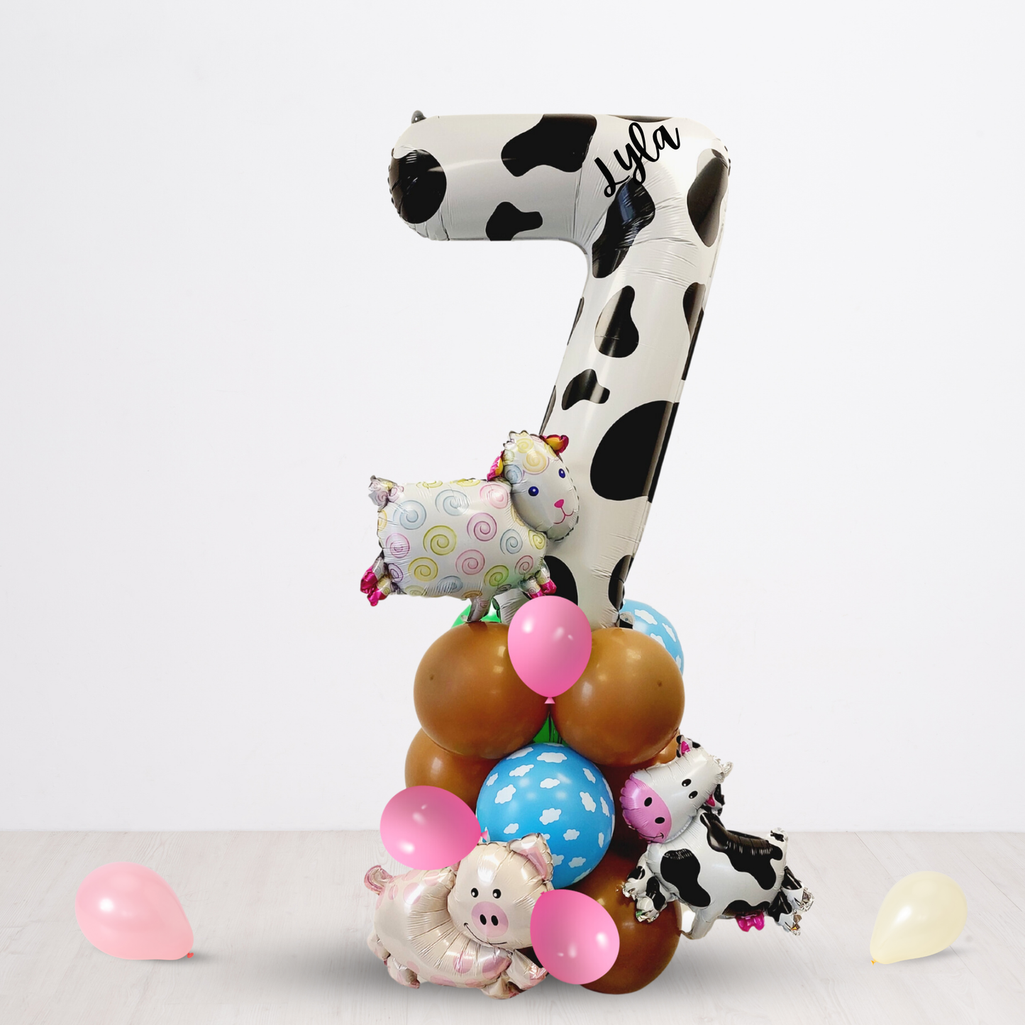 Farm themed girls pink pig sheep cow birthday party number sculpture bouquet